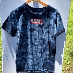 Marvel Comics Blue Tie Dye Graphic T-Shirt Mens Small Red Box Logo Cotton Tee